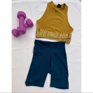 Nike Pro Gold Women’s Crop Top/Bra